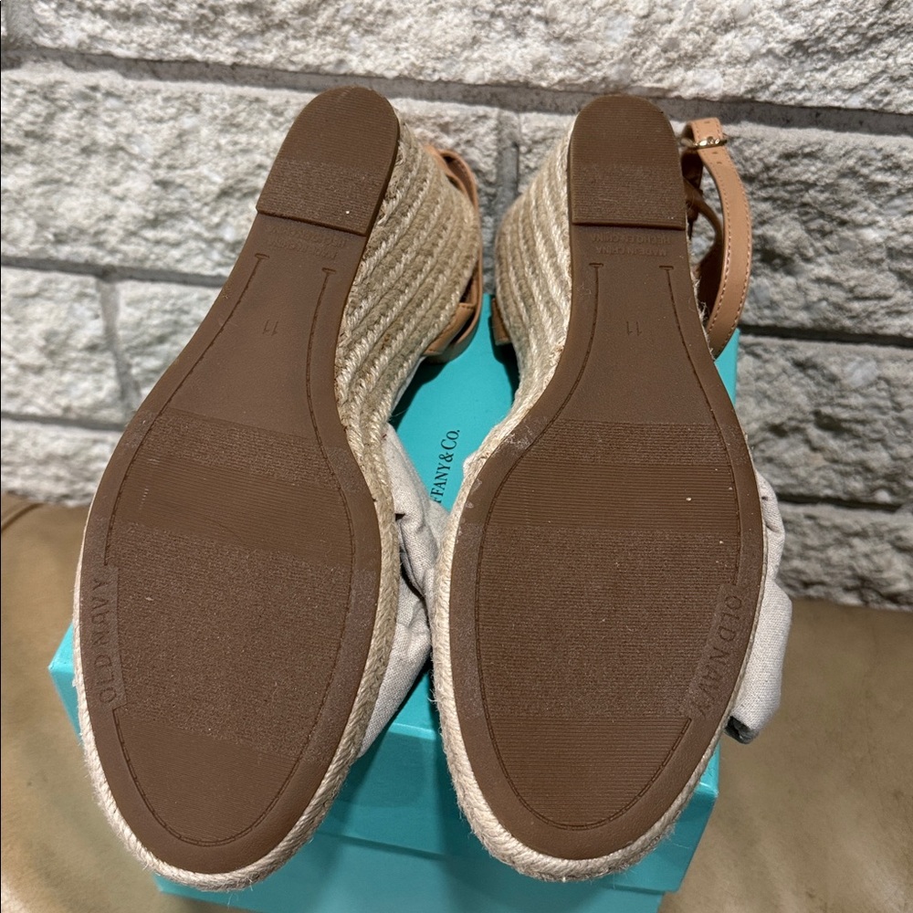 Old Navy Wedge Sandals - Picture 6 of 6